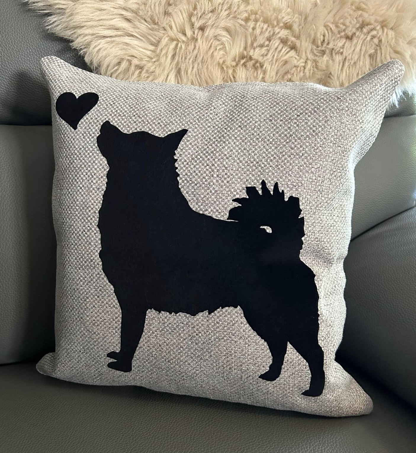 Coussin avec imprimé Schipperke en Flock